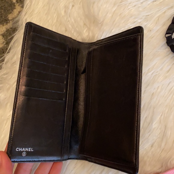 Chanel lucky charm wallet embossed quilted patent leather - Picture 3 of 12